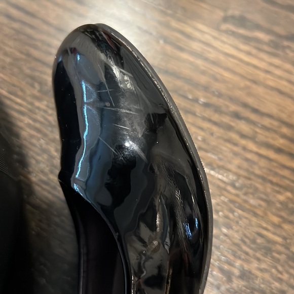 👟 3 for $36 👟 Shiny black bow heels - Picture 8 of 10